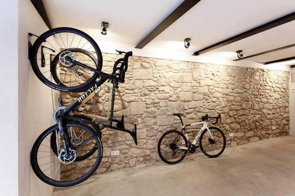 ז'ירונה Velo Vern 1 Beautiful New Apartment 2 Bed Ensuite מראה חיצוני תמונה